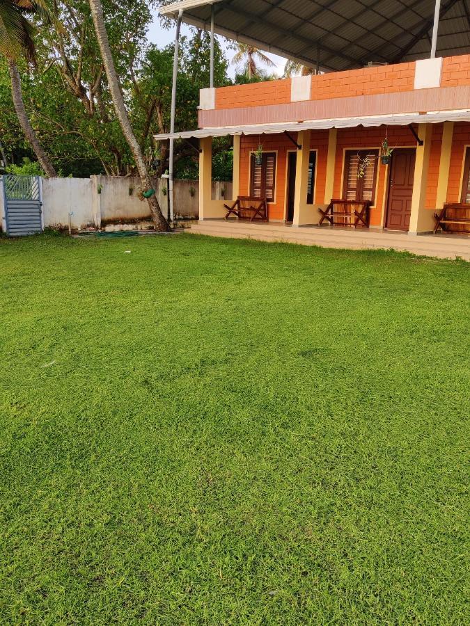 Wind &Waves Apartment Kollam Exterior foto