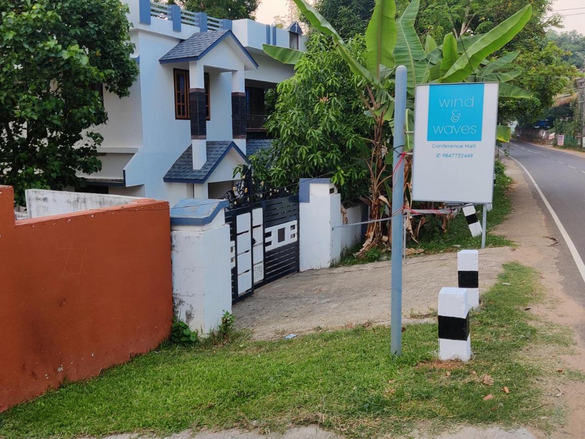 Wind &Waves Apartment Kollam Exterior foto