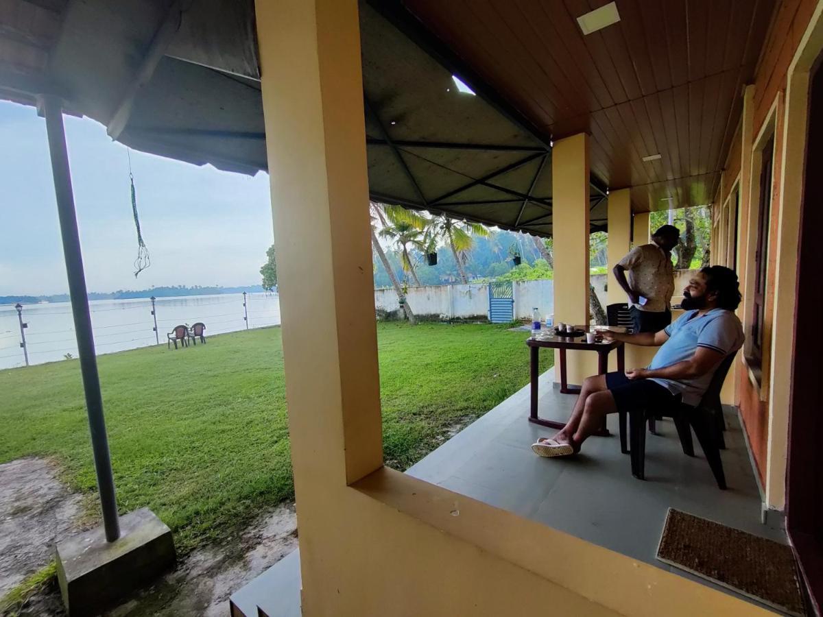 Wind &Waves Apartment Kollam Exterior foto