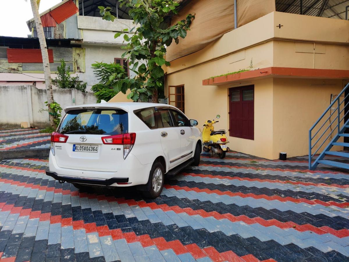 Wind &Waves Apartment Kollam Exterior foto